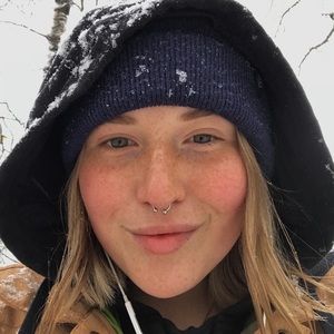 Meet your Posher, Jillian